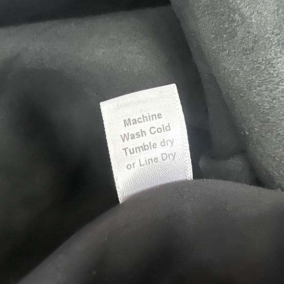 LESLEY EVERS Black Dress with Pockets - Picture 8 of 8